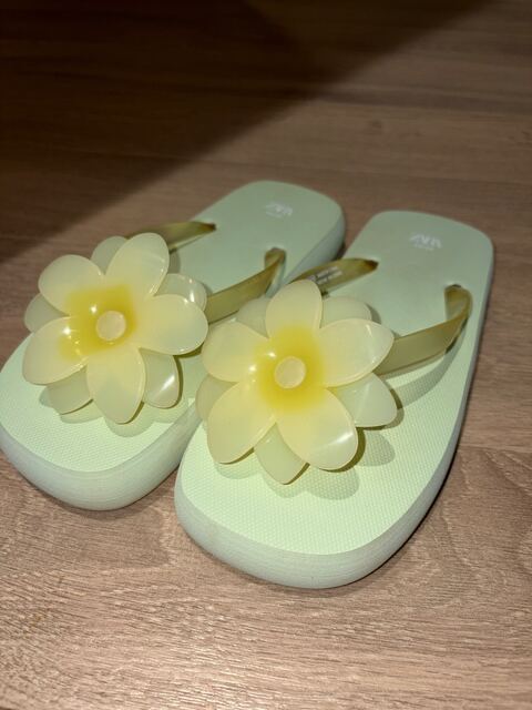 Sandale à fleur
