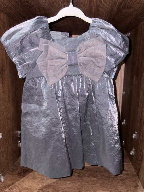 Robe satinée grise Zara